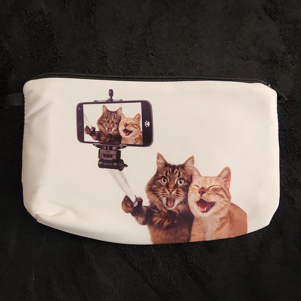 NEW- Cosmetic bag- Cats...Cats taking a selfie